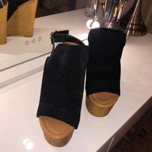 Steve Madden wooden wedge platforms